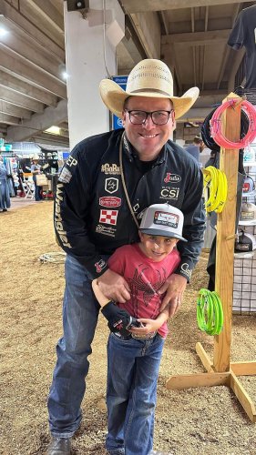 Video post from reddirthatco.