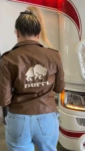 Video post from bufflcustomizers.