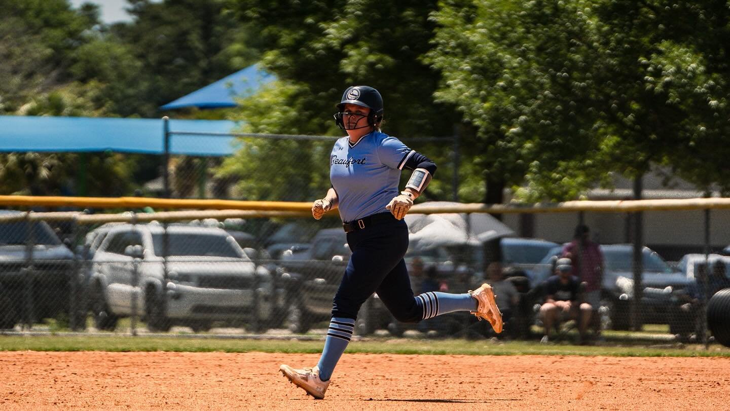 Photo post from uscbsandsharks.