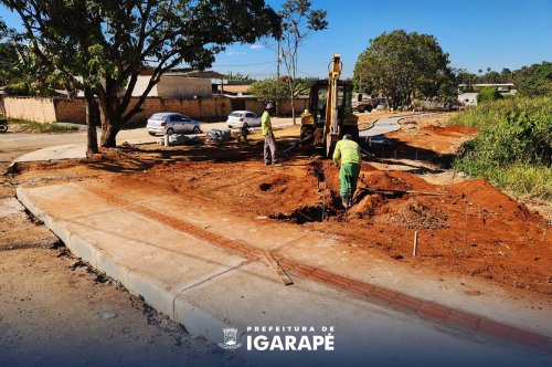 Carousel post from prefeituradeigarape.