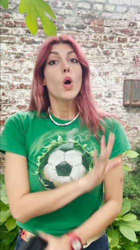 Video post from dotnsquare_vintage.