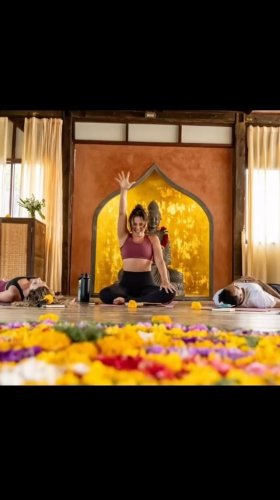 Video post from reachyoga_sd.