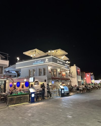 Photo post from jandewit.4848.