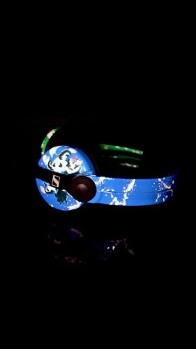 Video post from customcans_headphones.