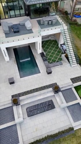 Video post from techobloc.