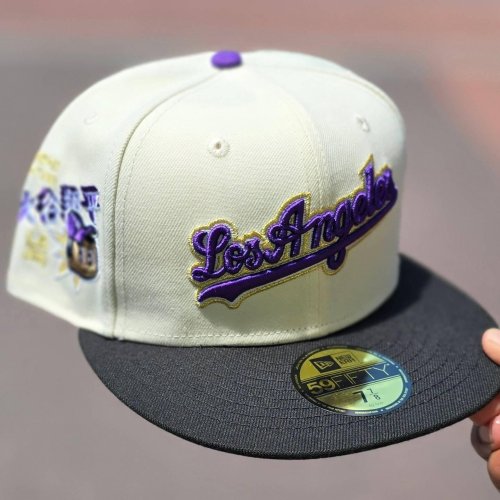 Carousel post from exclusive.fitted.