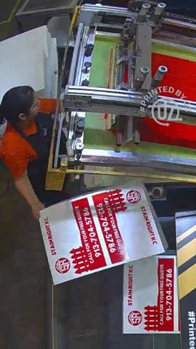 Video post from uzmarketing.