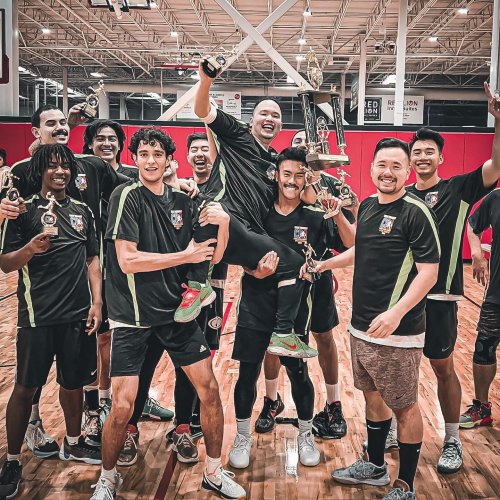 Carousel post from theroundleague.