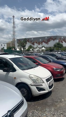 Video post from vitrendz_chennai.