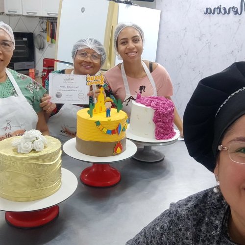 Carousel post from lumoreiracursos.