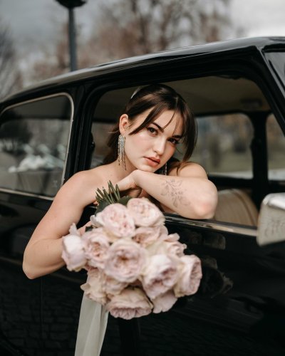 Carousel post from suesseboutique.