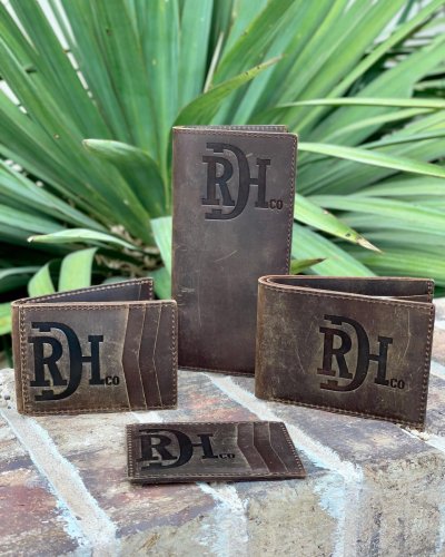 Carousel post from reddirthatco.