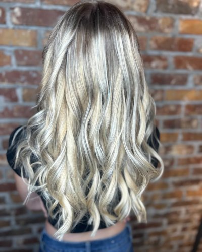 Carousel post from hairbyjessenia.