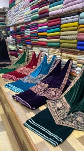 Video post from akbar_fabrics_.