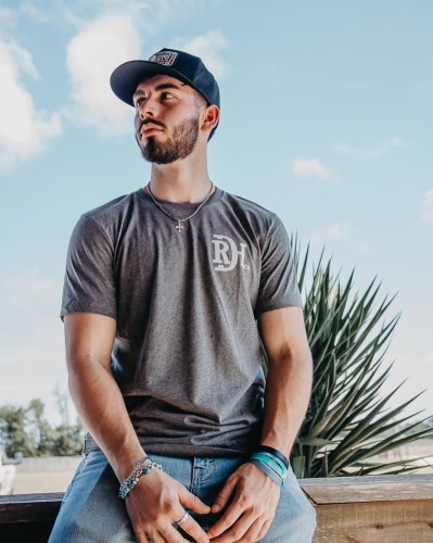 Carousel post from reddirthatco.