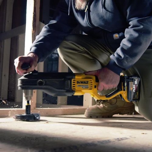 Video post from dewalttough.