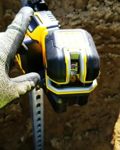 Video post from dewalttough.