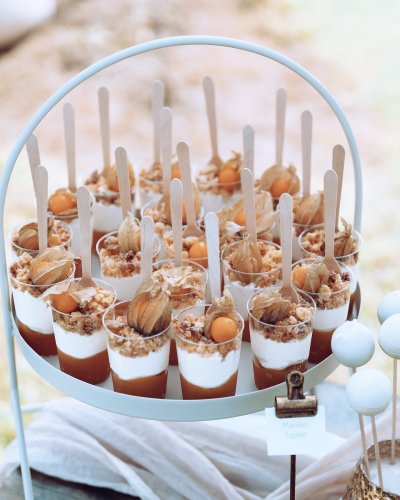 Carousel post from suesseboutique.