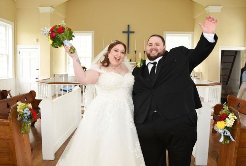 Carousel post from thecurvybridenj.