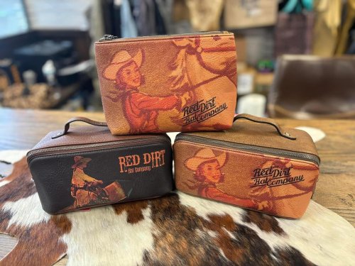 Carousel post from reddirthatco.