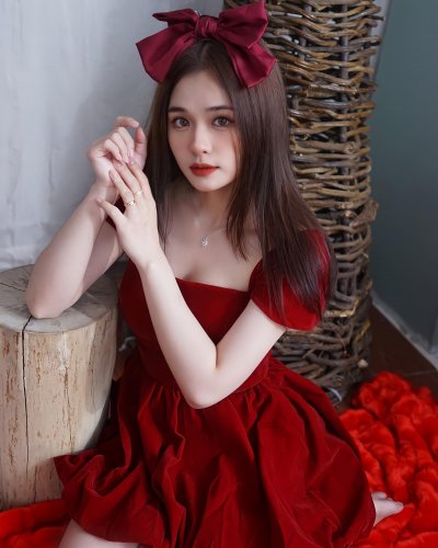 PostPhoto
