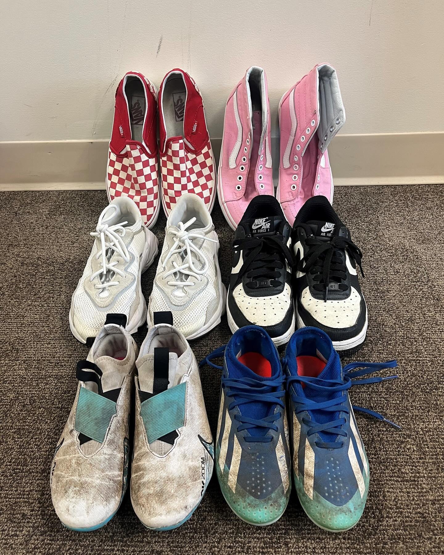 Carousel post from uscbsandsharks.