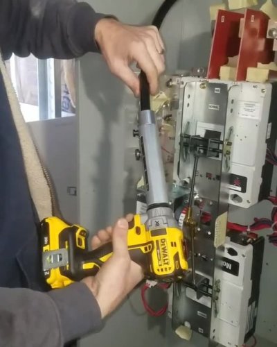 Video post from dewalttough.