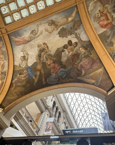 Carousel post from galeriaspacificoshopping.