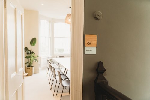 Carousel post from hotelvaratruro.