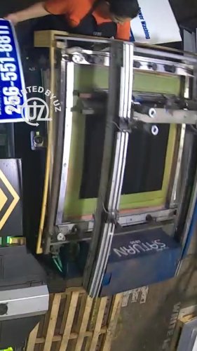 Video post from uzmarketing.