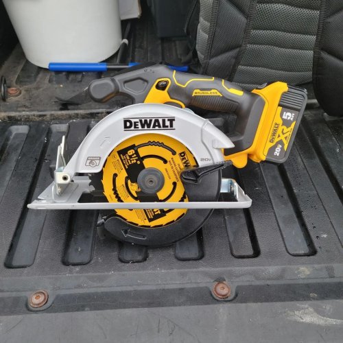 Photo post from dewalttough.