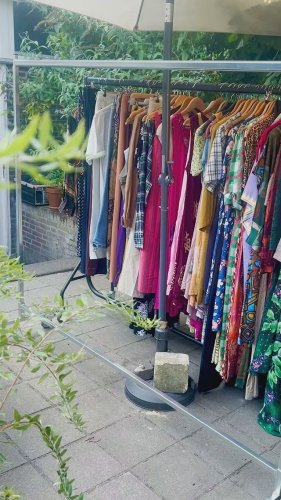 Video post from dotnsquare_vintage.