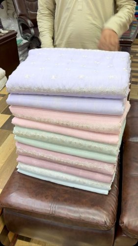 Video post from akbar_fabrics_.