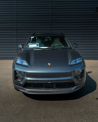 Carousel post from porschewarrington.