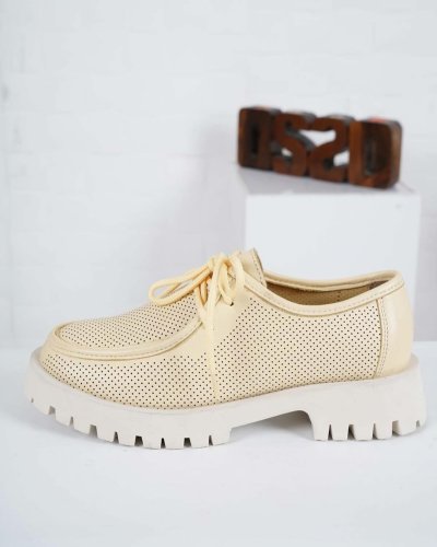 Carousel post from ossoshoes.