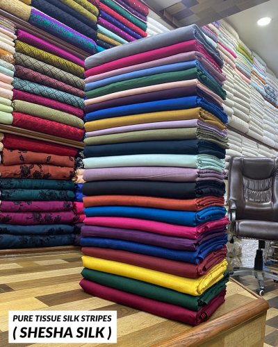 Carousel post from akbar_fabrics_.