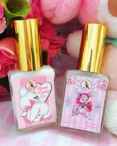 Carousel post from margaritabloom.