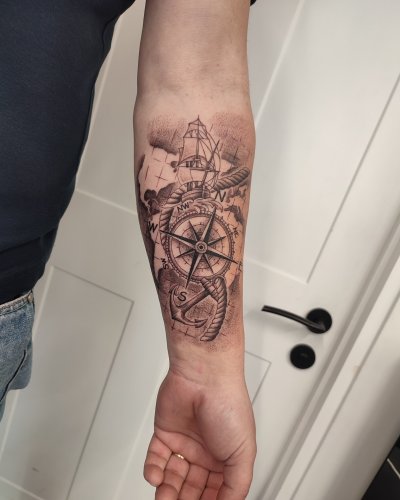 Photo post from lovetattoossandhurst.