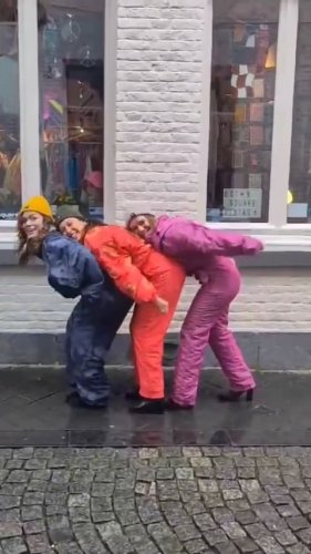 Video post from dotnsquare_vintage.