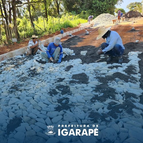 Carousel post from prefeituradeigarape.