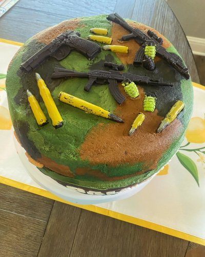 Carousel post from justforyoubaking.