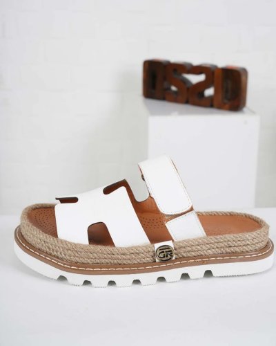 Carousel post from ossoshoes.