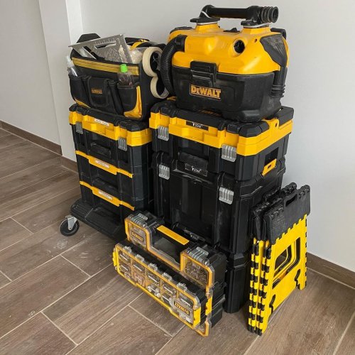 Photo post from dewalttough.