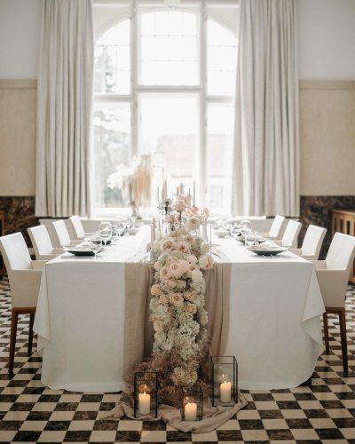 Carousel post from suesseboutique.