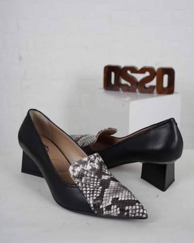 Carousel post from ossoshoes.