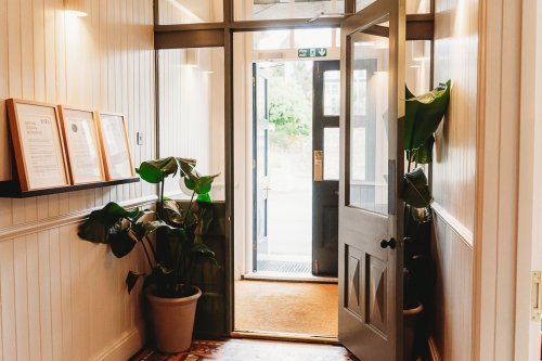 Carousel post from hotelvaratruro.