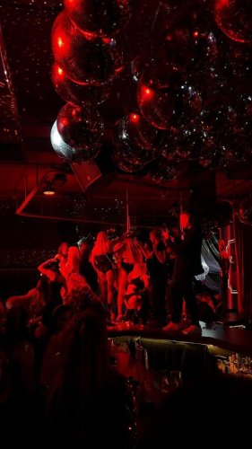 Video post from poledance_krasnodar.