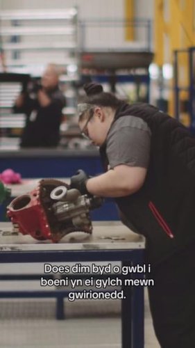 Video post from colegycymoedd.