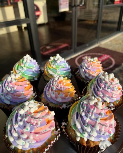 Photo post from smallcakestyler.