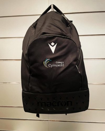 Carousel post from @CymoeddSport.